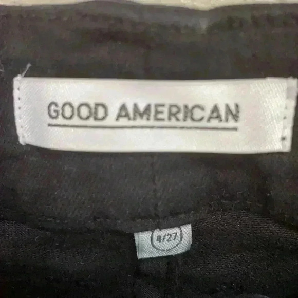 GOOD AMERICAN Women’s Distressed Bermuda Shorts - Picture 3 of 7